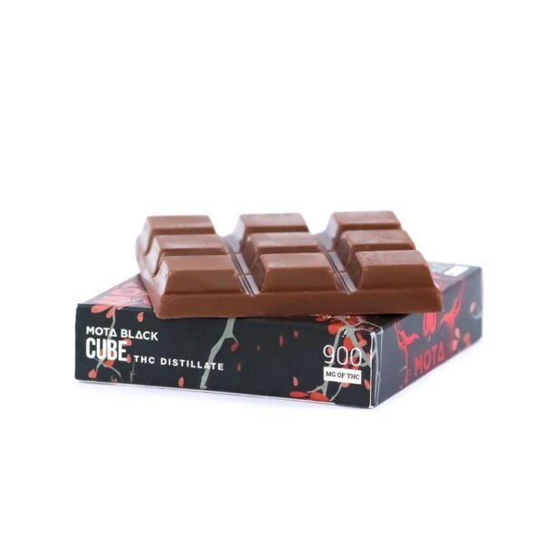 MOTA Edibles – Black Chocolate Cherry Cube – 900mg THC | Budderweeds Canada