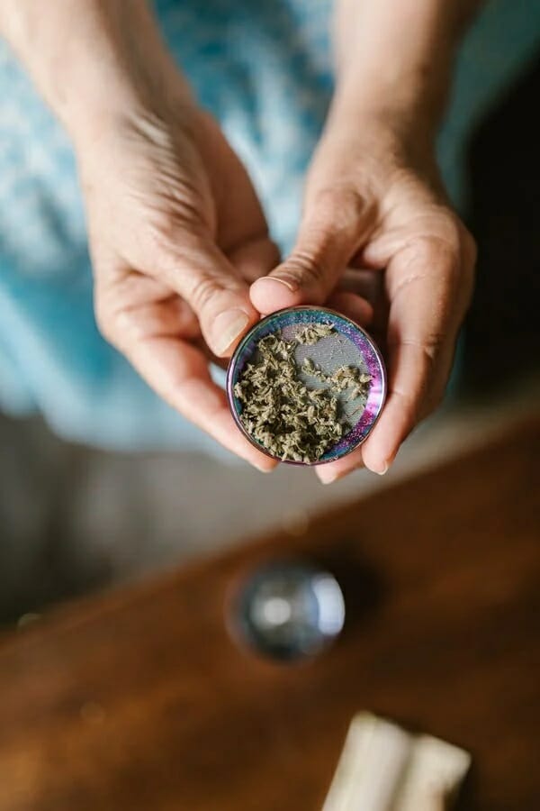 Buy cannabis Online Nunavut | Budderweeds Canada | Budderweeds Canada